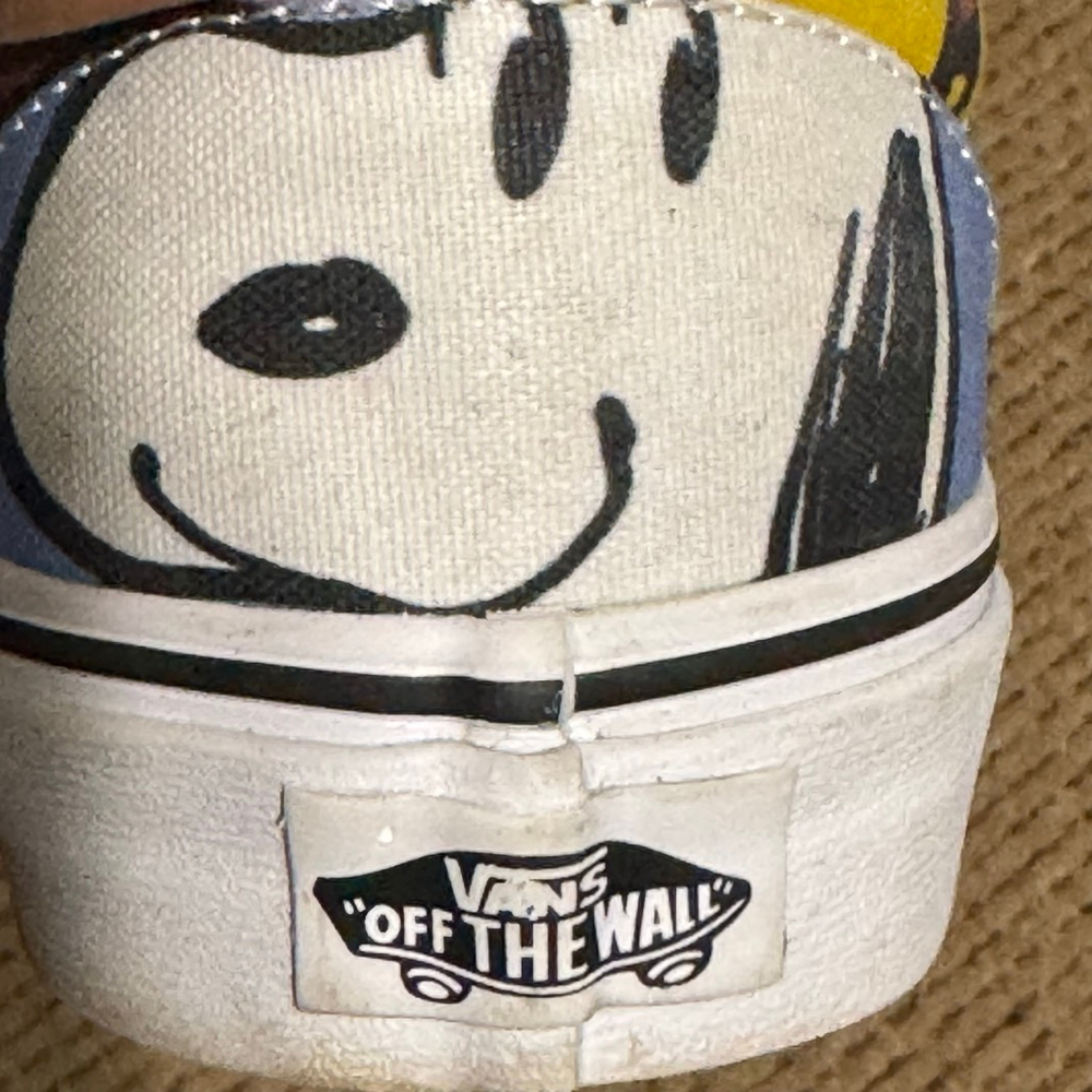 Women's Vans Peanuts Charlie Brown Sneakers Size 7 Yellow Pink - Picture 7 of 11